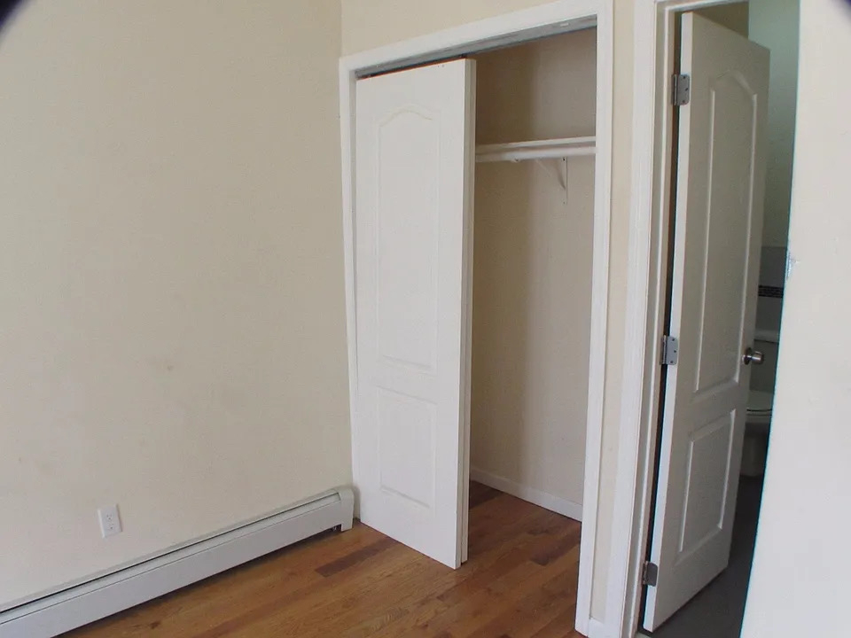 72 Buffalo Avenue - Photo 5