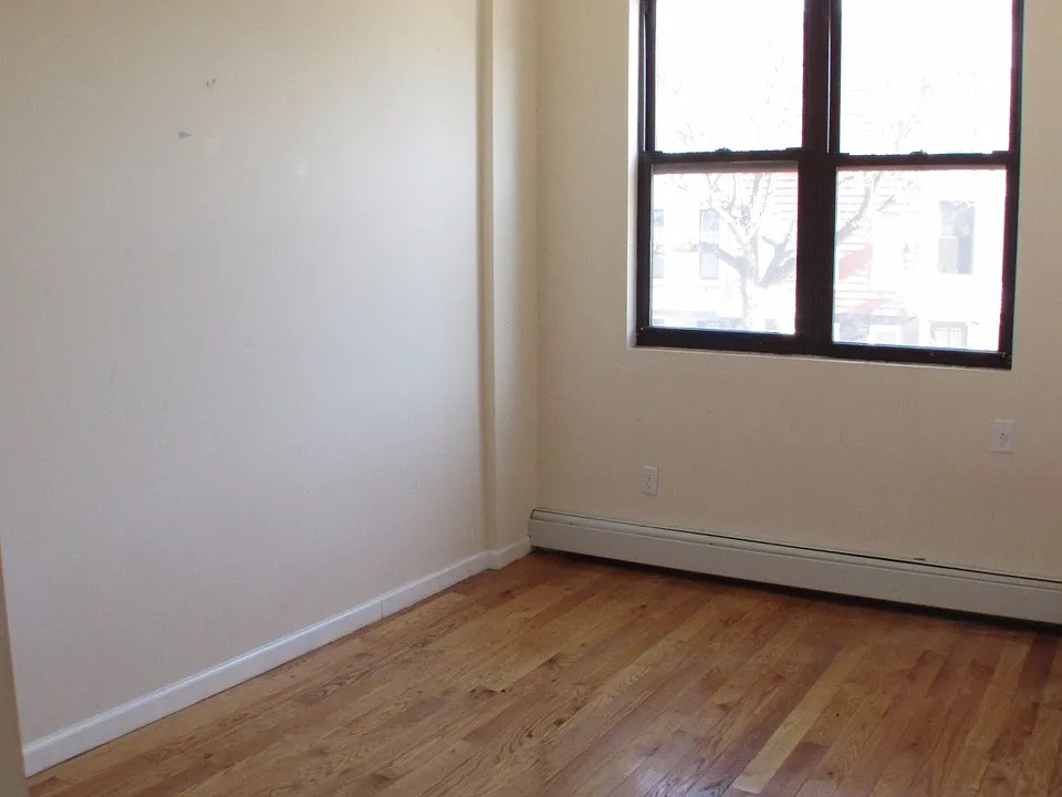 72 Buffalo Avenue - Photo 4
