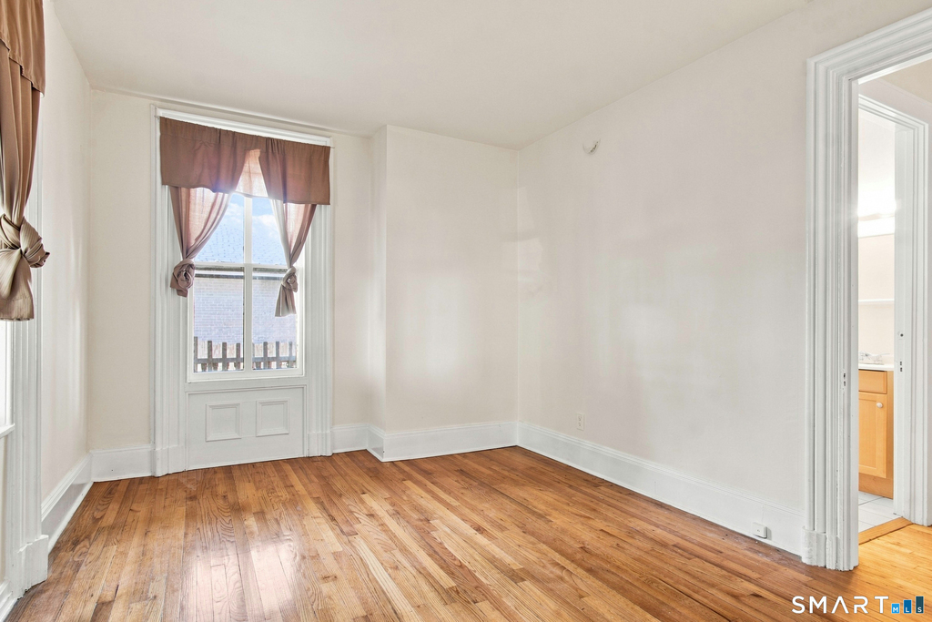 218 Flax Hill Road - Photo 5