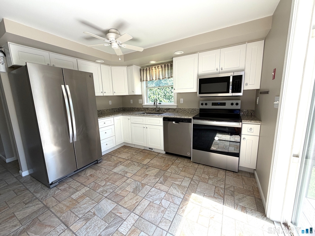 129 Main Street - Photo 5