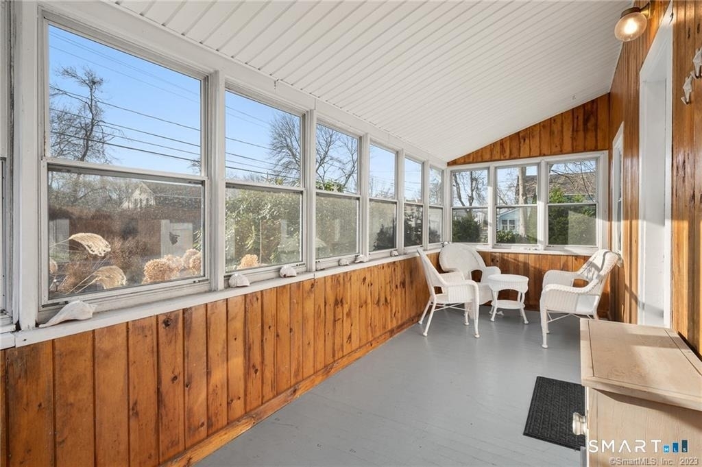 121 Shore Road - Photo 23