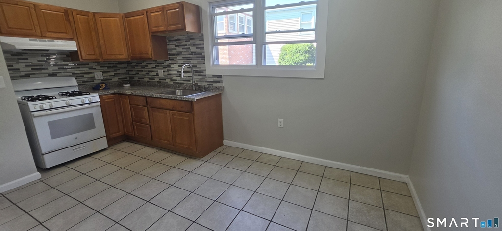 279 Captain Thomas Boulevard - Photo 4