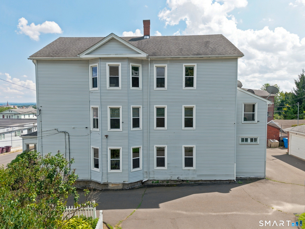 126 Booth Street - Photo 3