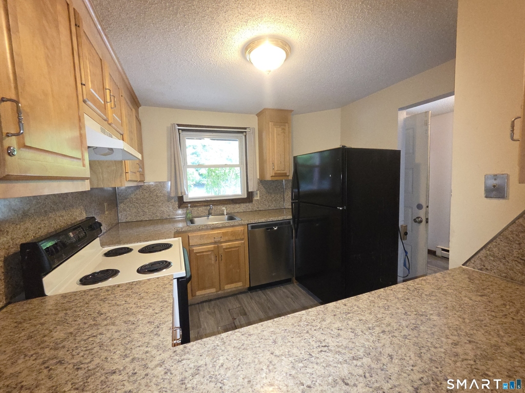 883 Rubber Avenue - Photo 1