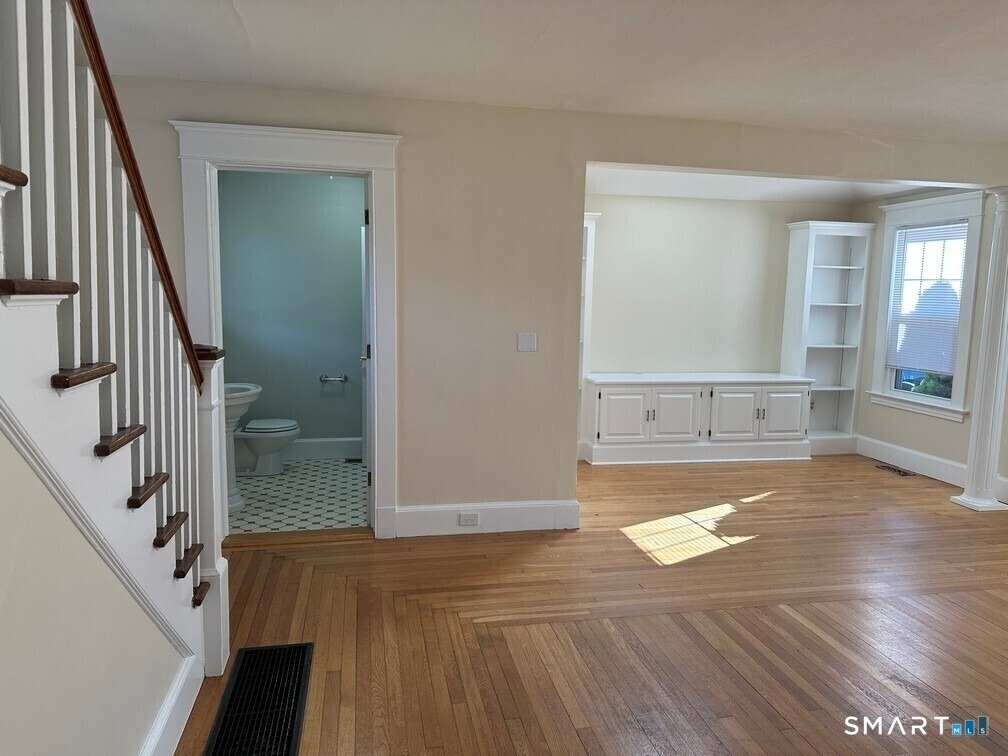 111 Russell Street - Photo 5