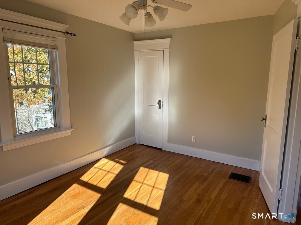 111 Russell Street - Photo 18