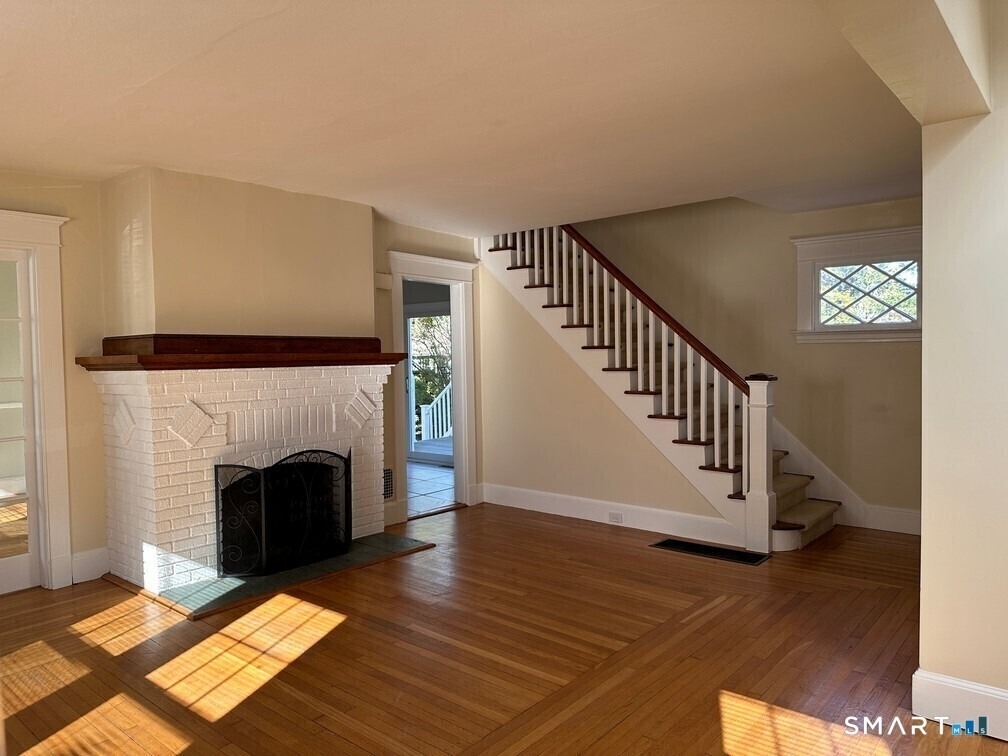 111 Russell Street - Photo 2