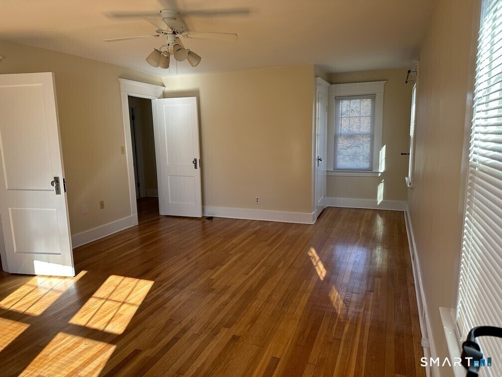 111 Russell Street - Photo 13