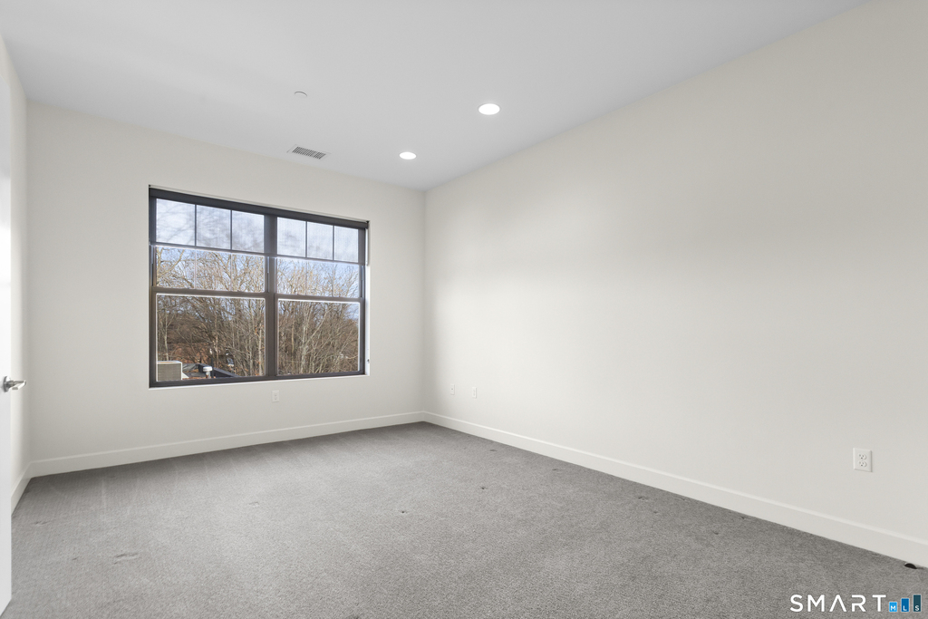 24 Main Street - Photo 6