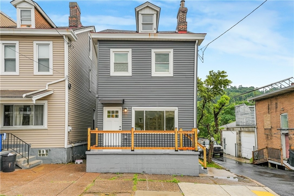 4706 Lorigan St - Photo 0
