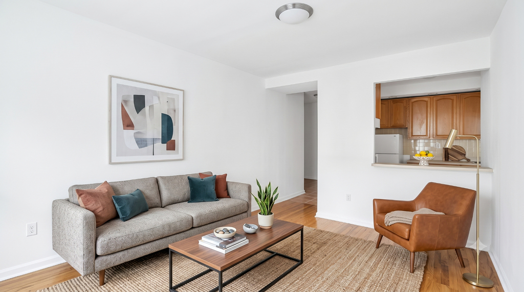 920 Riverside Drive - Photo 1