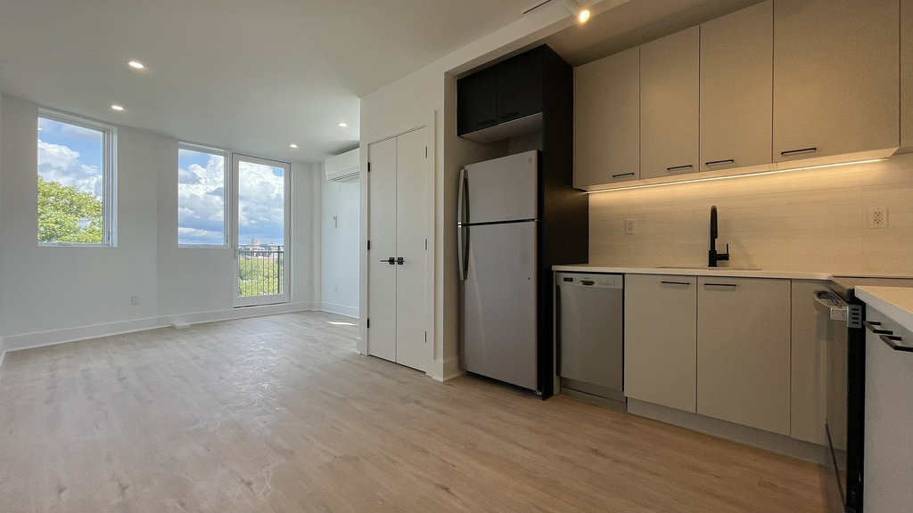129 McDonald Ave 11218 - Photo 0