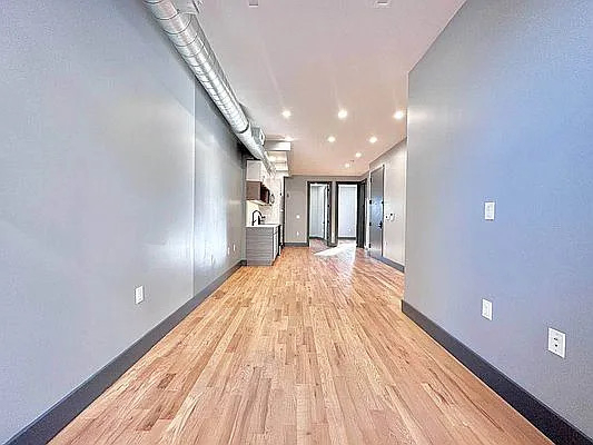 1360 Herkimer Street - Photo 2