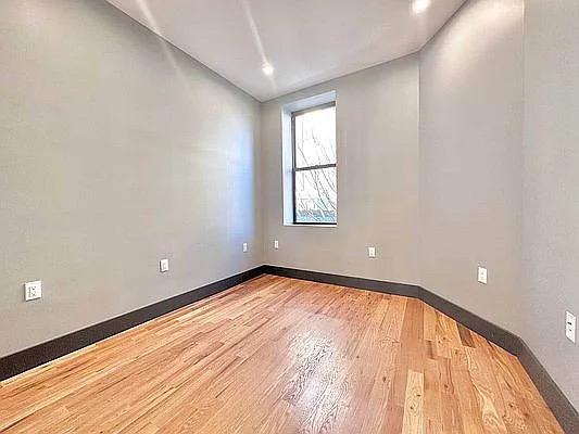 1360 Herkimer Street - Photo 6