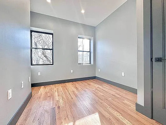 1360 Herkimer Street - Photo 4