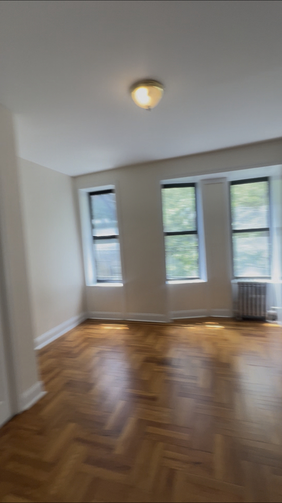 East 12th Street - Photo 1