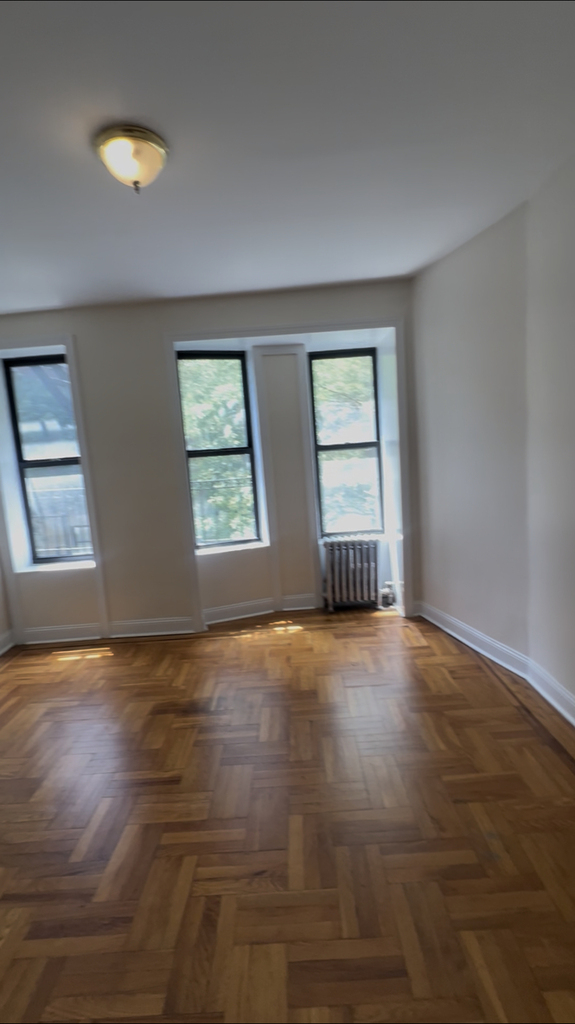 East 12th Street - Photo 0