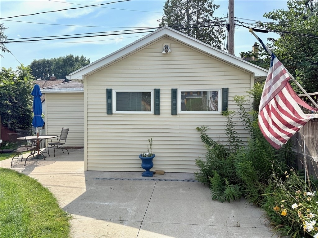 5156 Saint Paul Boulevard - Photo 0