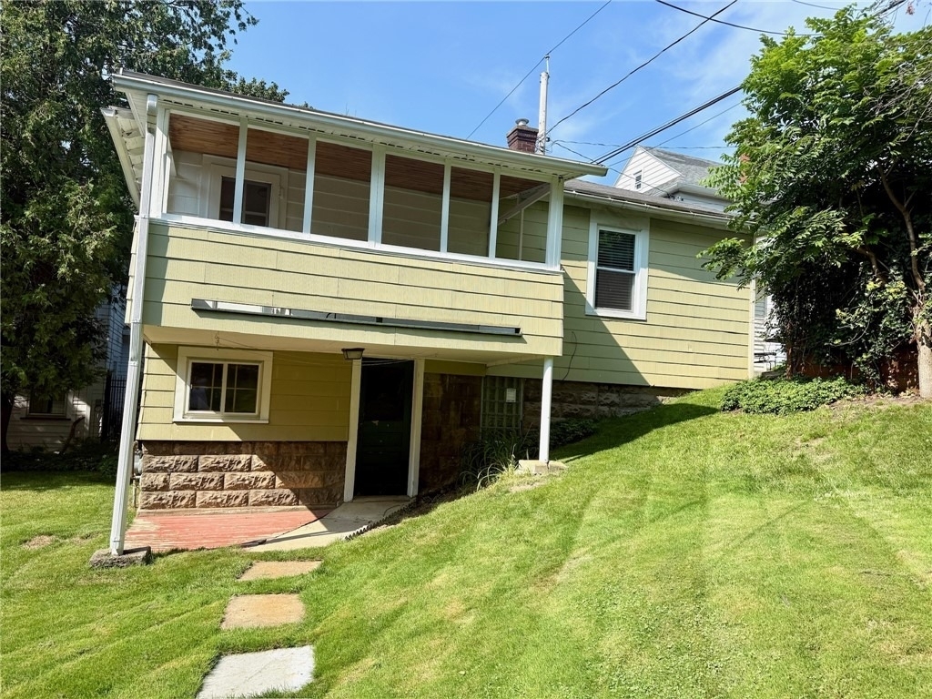 5156 Saint Paul Boulevard - Photo 2