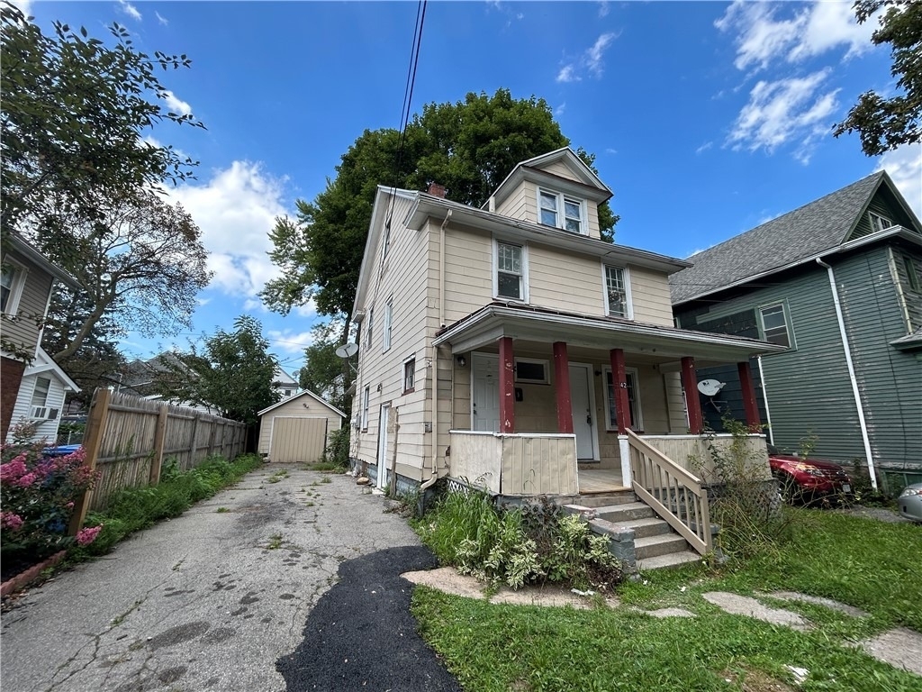 42 Villa Street - Photo 1