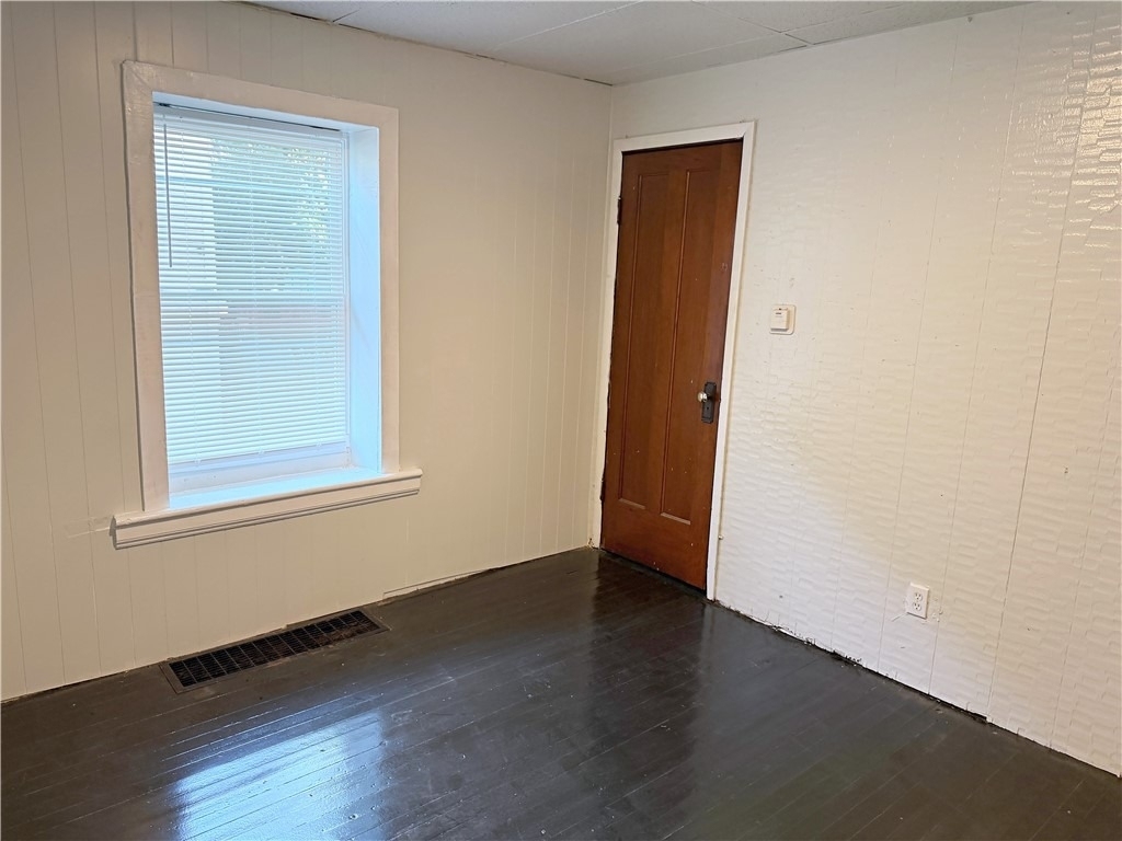 158 Mohawk Street - Photo 4