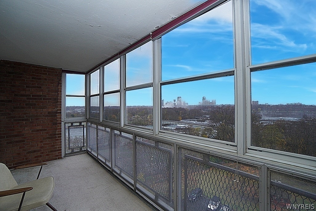 151 Buffalo Avenue - Photo 8