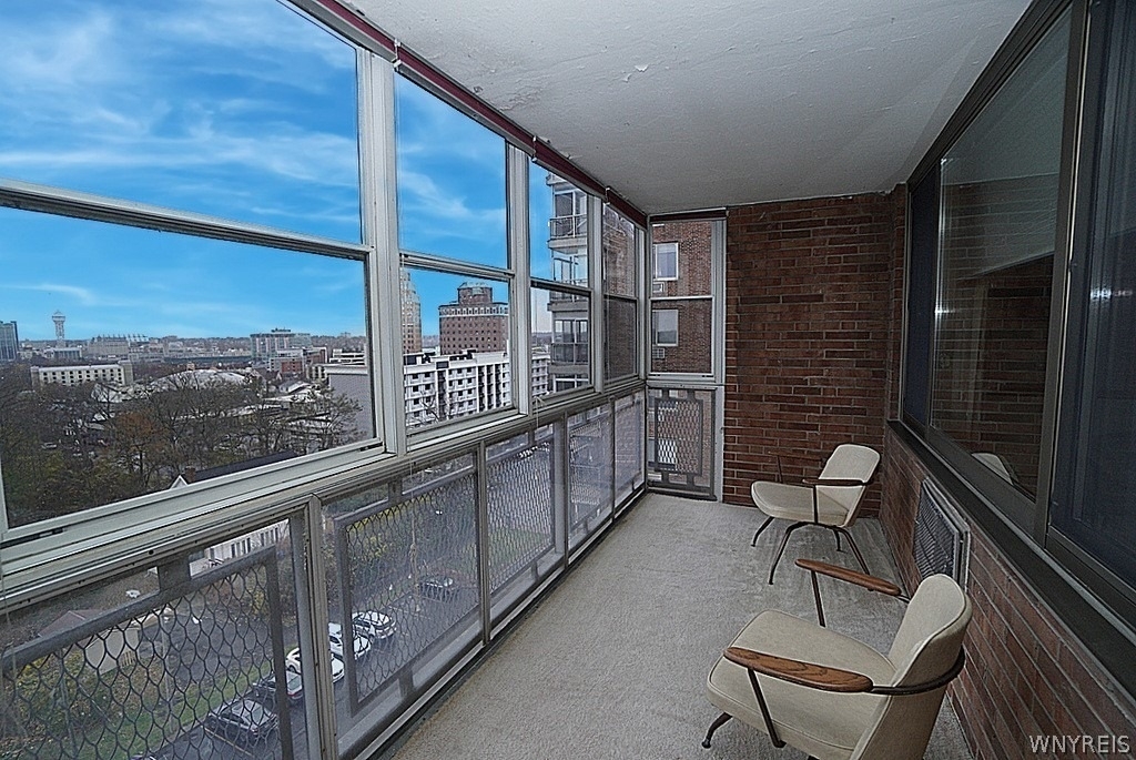151 Buffalo Avenue - Photo 7