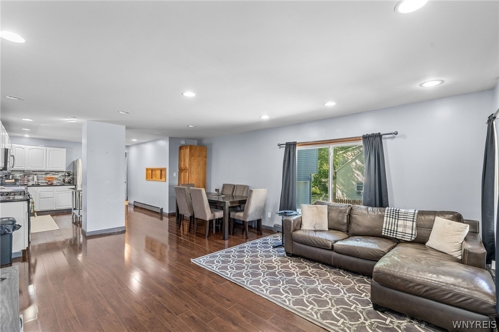 114 Flohr Avenue - Photo 7