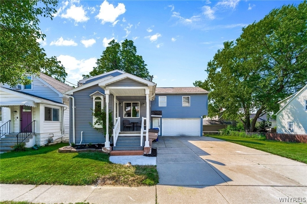 114 Flohr Avenue - Photo 1