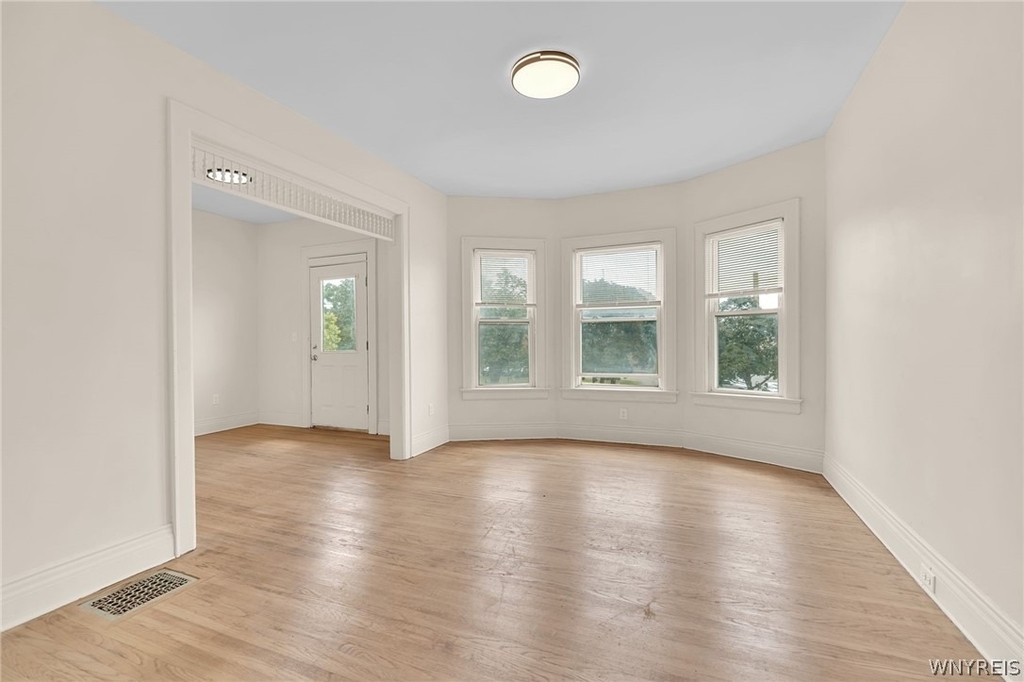 2206 Main Street - Photo 8