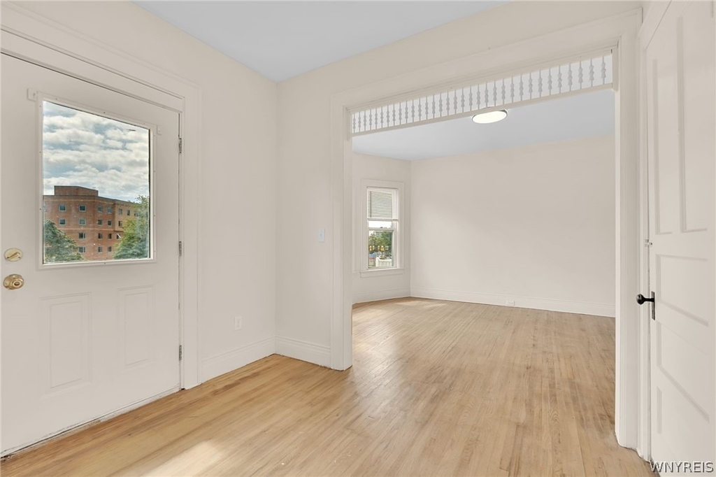 2206 Main Street - Photo 7