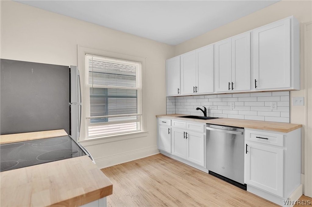 2206 Main Street - Photo 1