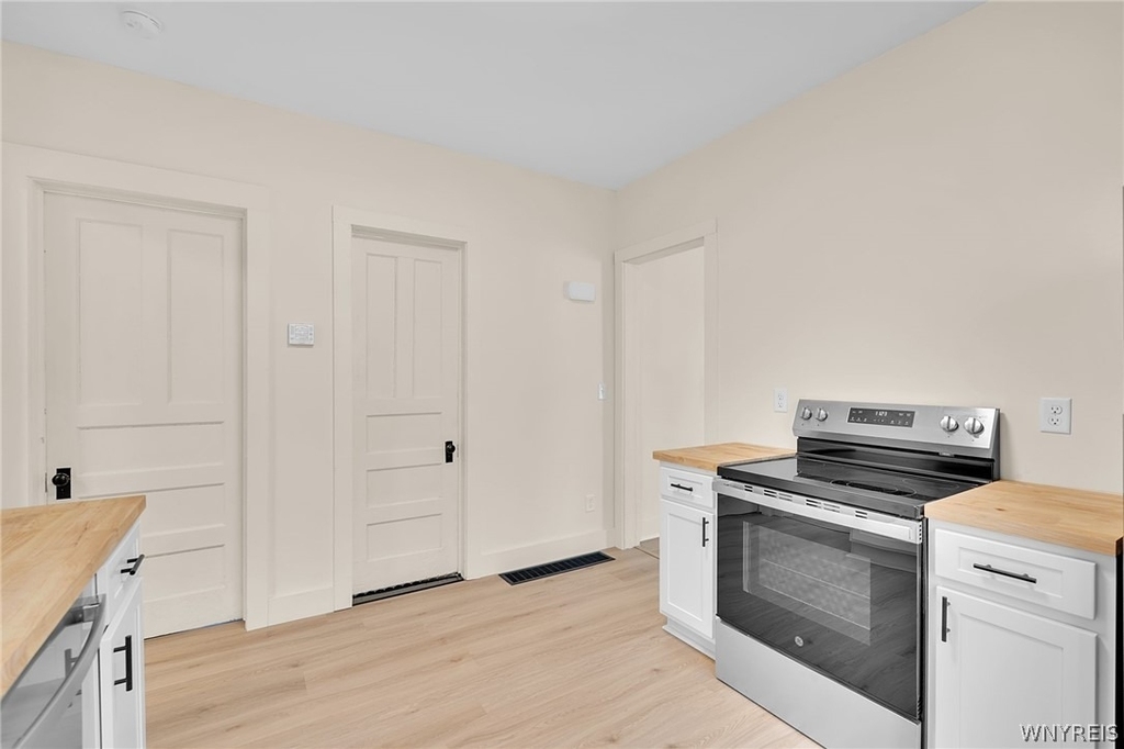 2206 Main Street - Photo 18