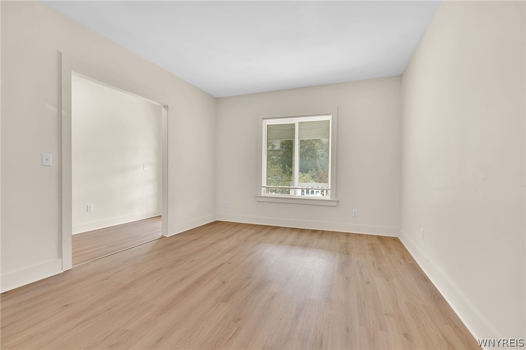 2206 Main Street - Photo 5