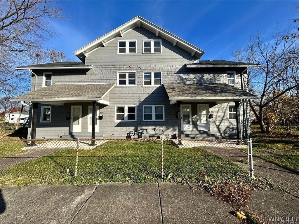 531 24th Street - Photo 0
