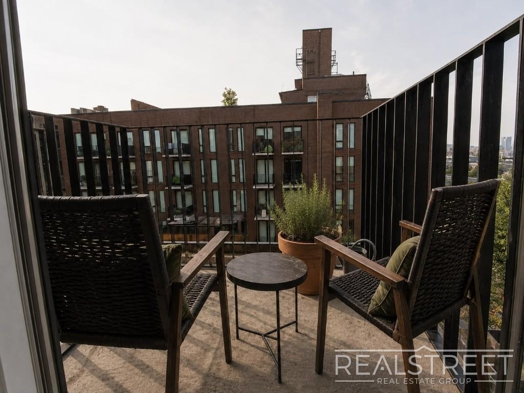 150 Noll St - Photo 8