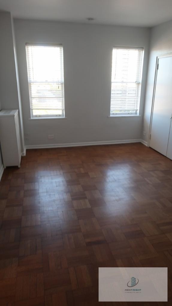 534 W Stratford - Photo 2