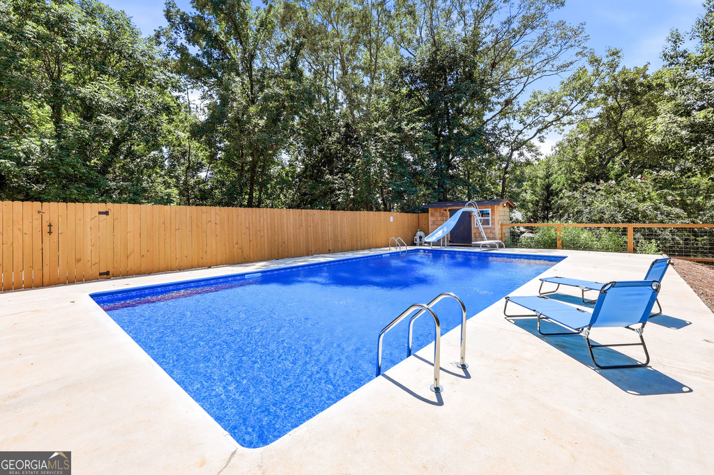 4225 Twin Rivers Drive - Photo 0