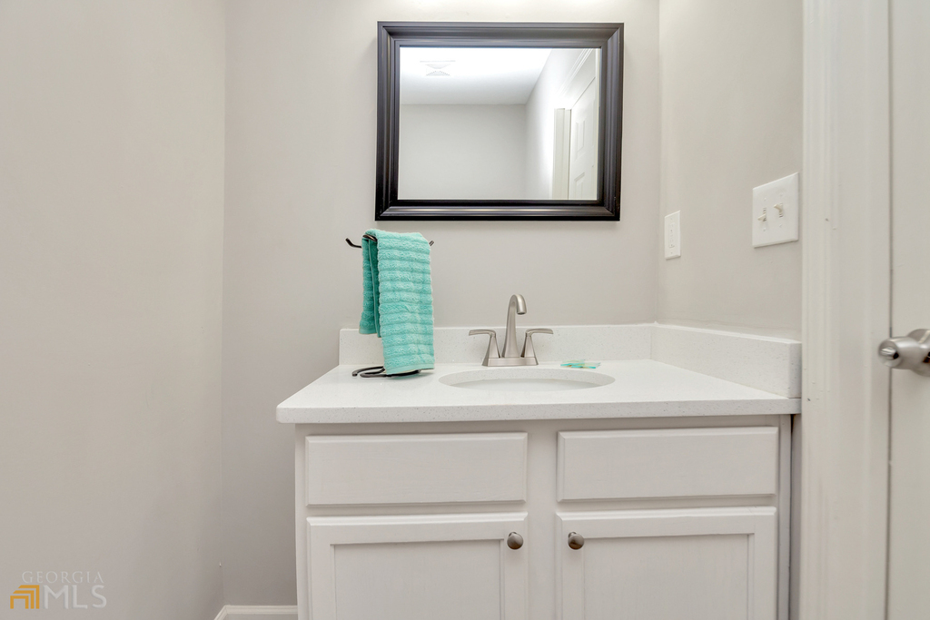 7267 Crestside Drive - Photo 3