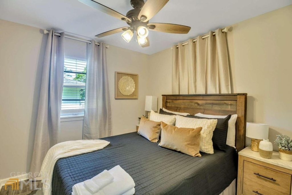 50 Oak Street - Photo 13