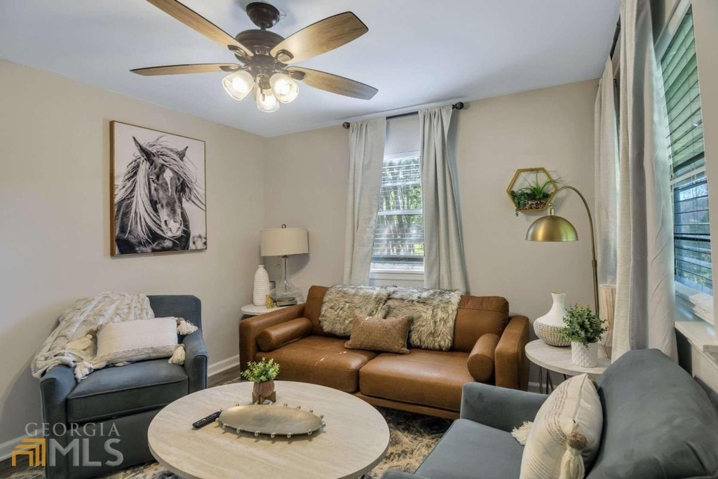 50 Oak Street - Photo 1
