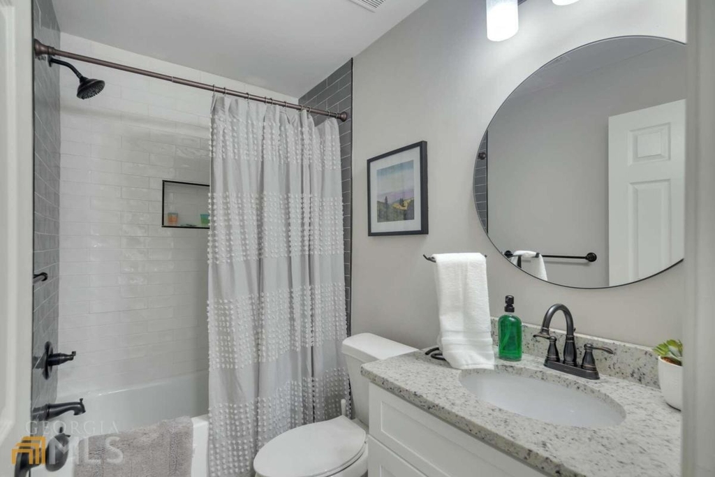 1748 Spring Road - Photo 12