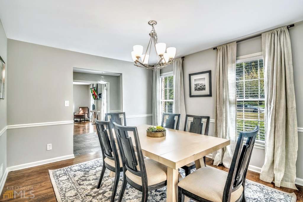 2532 Lakebrook Court - Photo 5