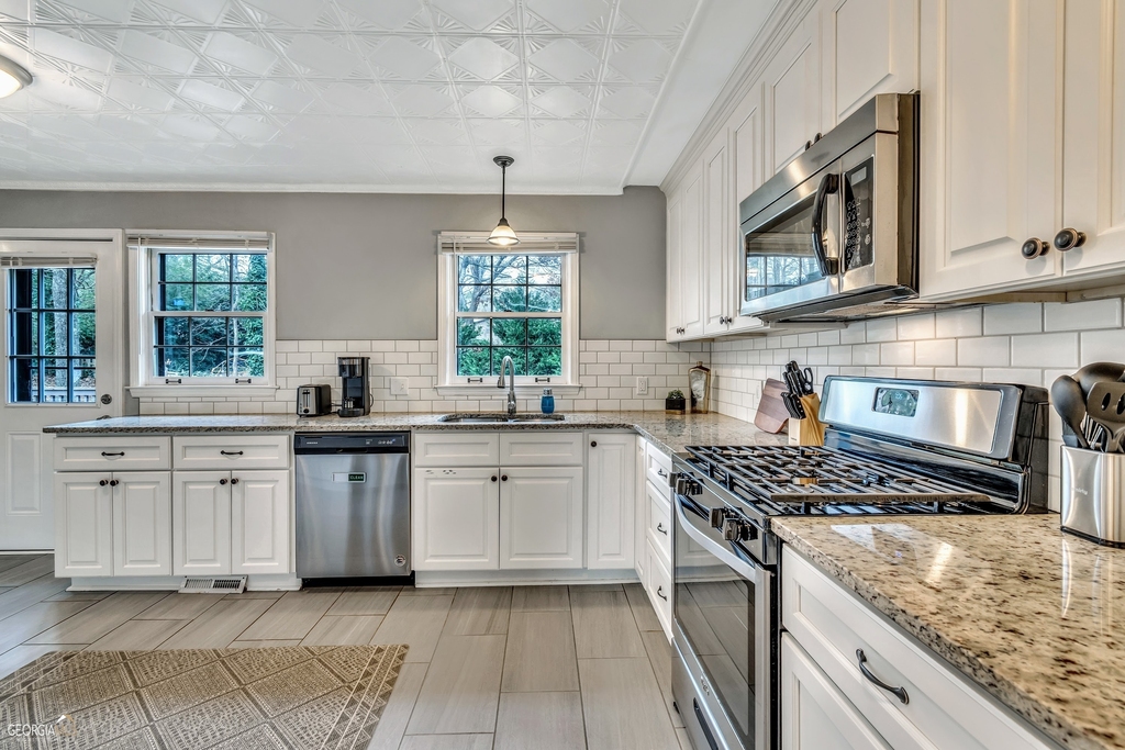 367 Autumn Lane Se - Photo 8