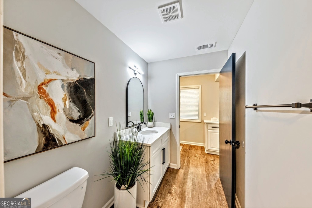 527 Charing Cross Drive - Photo 6