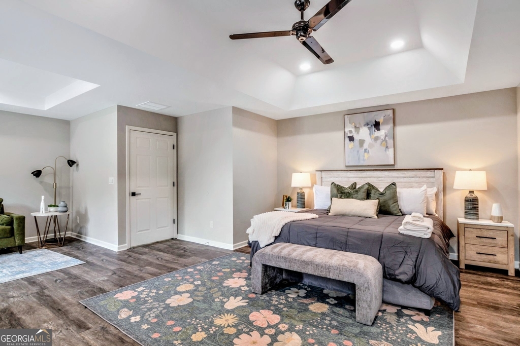 8008 Clearview Circle - Photo 19