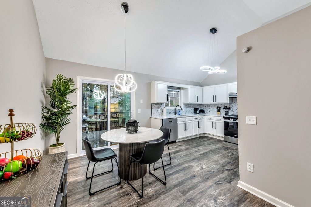 3959 Morning Dew Court - Photo 7