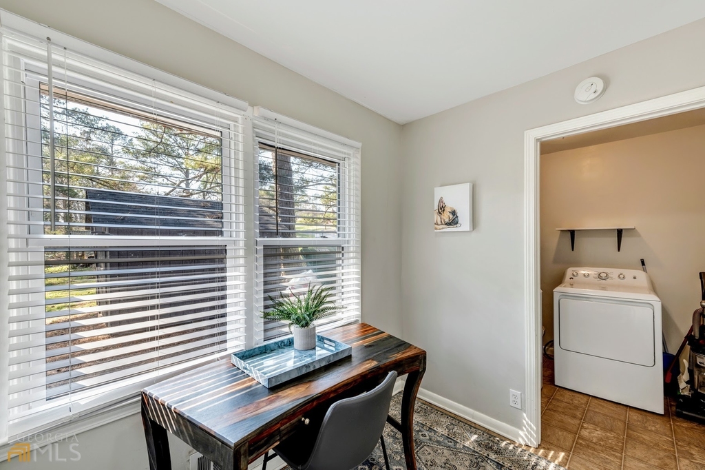 654 Joel Drive - Photo 8