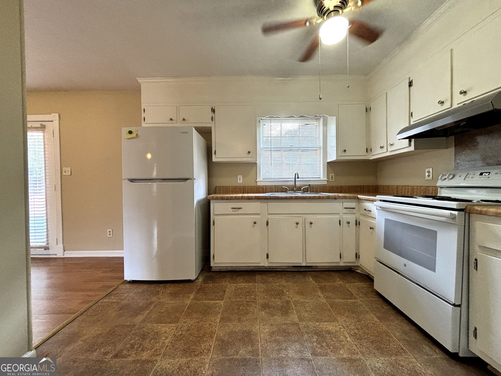 405 Elder Road - Photo 16