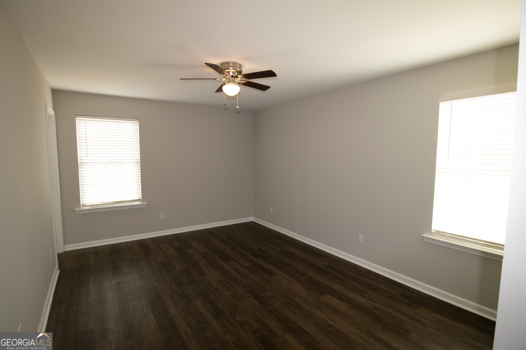 216 Evans Terrace - Photo 5